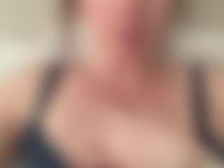 Live cam show with naughty-rosie - Thong on liverealitysex.com