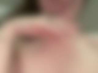 Live cam show with naughty-rosie - Average on SpunkLive