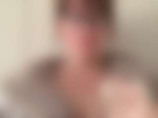 Live cam show with naughty-rosie - Uk on Milfs Live | united kingdom
