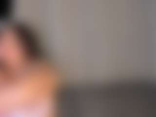 Live cam show with Samantha - Facial on Milfs Live