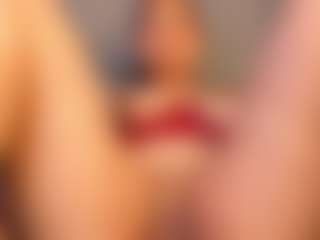 Live cam show with Samantha - Smoking on alttransgirls