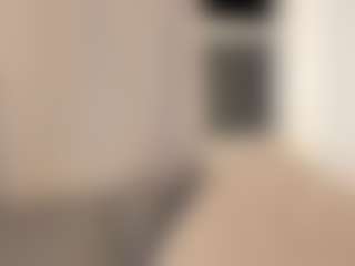 Live cam show with Samantha - Smoking on dropp.cam