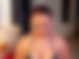Live cam show with Samantha - Red Hair Shaved Pussy on Camsoda