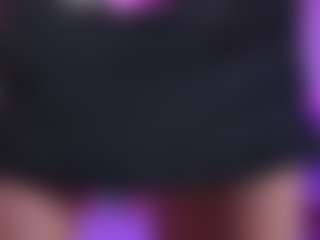 Live cam show with AuraRoss - Nipple Piercings on Camming Site
