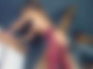Live cam show with bibijolie - Blonde Hair on Chatstar