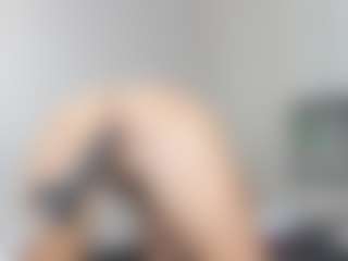 Live cam show with bibijolie - Blonde Hair on Uber Horny