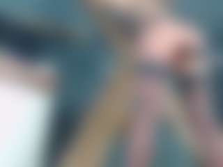 Live cam show with bibijolie - Shaved Pussy on CamClone