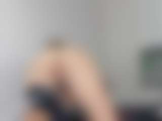 Live cam show with bibijolie - Blonde Hair Amateur on Milfs Live