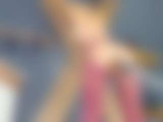 Live cam show with bibijolie - Fuck Machine on livesuperchat.net