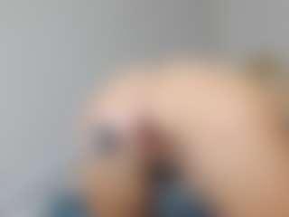 Live cam show with bibijolie - Skinny on Camsoda