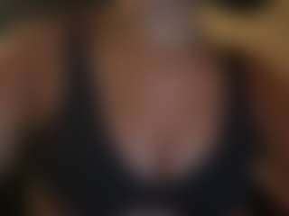 macarenna1's Live Sex Cam Show