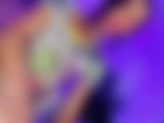 Live cam show with MiikaelaOrtiz - Tease on slutload