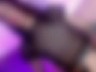 MiikaelaOrtiz's Live Sex Cam Show