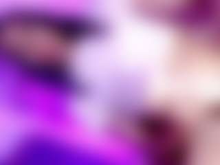 Live cam show with MiikaelaOrtiz - White on Milfs Live | colombia
