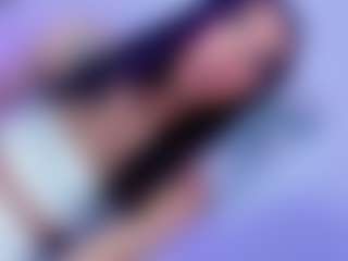 MiikaelaOrtiz's Live Sex Cam Show