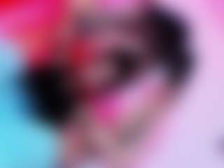 MiikaelaOrtiz's Live Sex Cam Show