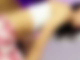 Live cam show with MiikaelaOrtiz - Spank on madthumbs