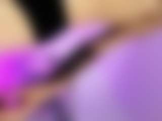 Live cam show with MiikaelaOrtiz - Young Adult on Camsoda