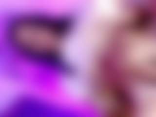 Live cam show with MiikaelaOrtiz - HD on Camsoda