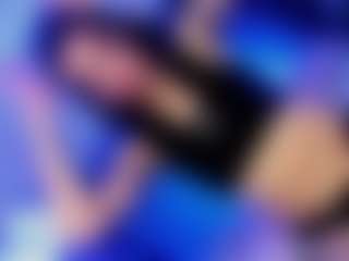 Live cam show with MiikaelaOrtiz - Smoking on Camsoda