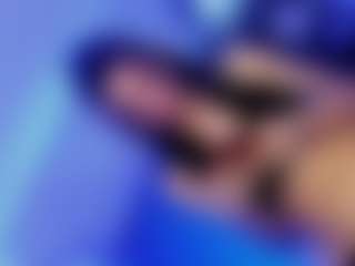 Live cam show with MiikaelaOrtiz - Smoking on Camsoda