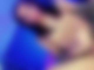 MiikaelaOrtiz's Live Sex Cam Show