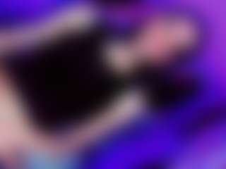 Live cam show with Rue - Average on CamSextacy
