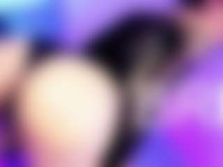 Live cam show with Rue - Brown Eyes on Camming Site
