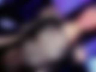 Live cam show with Rue - Black Hair on Uber Horny