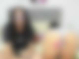 Live cam show with Mili-evans - Small Ass on Camsoda