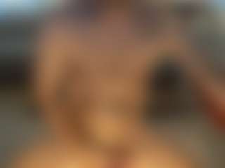 Live cam show with sideshowcan - Tease on Camsoda