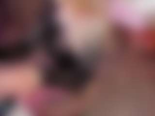 Live cam show with Valerie - Blonde Hair College on SquirtSoMuch