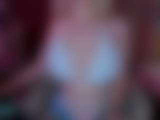 Live cam show with Valerie - Body Massage on Camsoda
