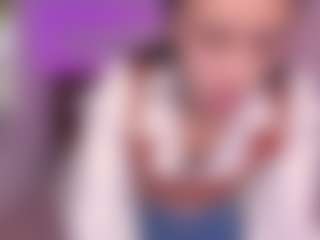 karlaa-james's Live Sex Cam Show
