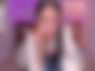 karlaa-james's Live Sex Cam Show