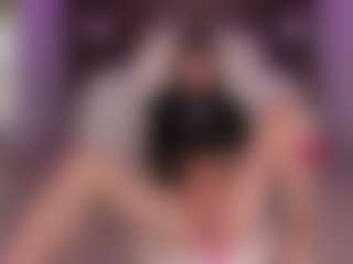 karlaa-james's Live Sex Cam Show