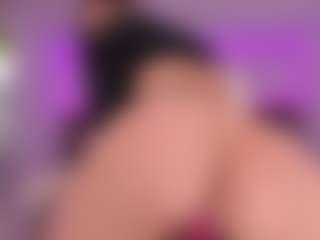 karlaa-james's Live Sex Cam Show
