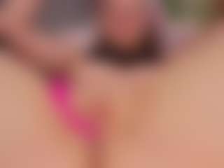 Luna's Live Sex Cam Show