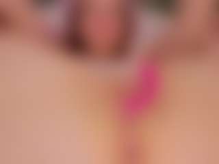 Live cam show with Luna - Body Massage on sexylive.show
