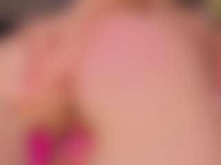 Live cam show with Luna - Big Ass on TottyGirls