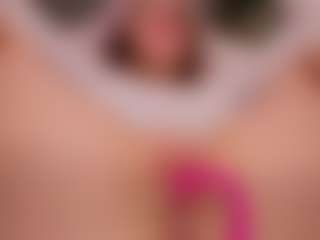Live cam show with Luna - Ahegao on CSO-WL