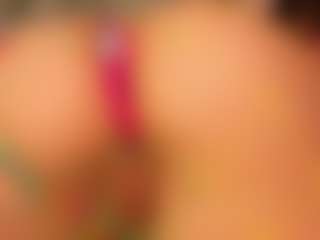 Live cam show with Luna - Body Massage on SpankPalCams