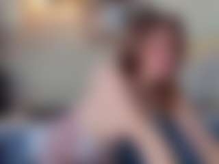 Live cam show with Luna - Solo on SpankPalCams