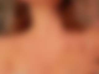 Live cam show with Luna - Anal Toys on StripNow