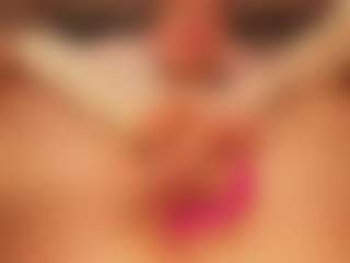 Luna's Live Sex Cam Show
