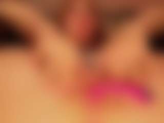 Luna's Live Sex Cam Show