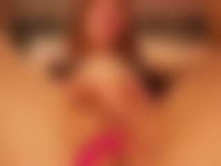 Live cam show with Luna - Blue Eyes on PervPlay.com