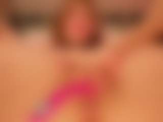 Live cam show with Luna - Body Massage on xfollow cams