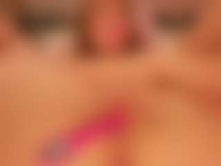 Live cam show with Luna - Pov on live18s.com