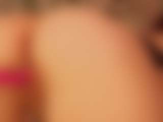 Live cam show with Luna - Moaning on anonymated.com